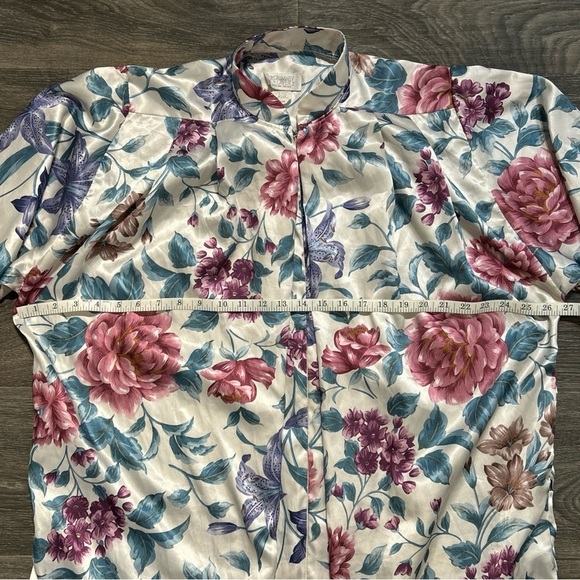 Vintage Primary Layer Medium Rose Floral Satin Caftan Housecoat Robe Nightgown - Picture 4 of 17